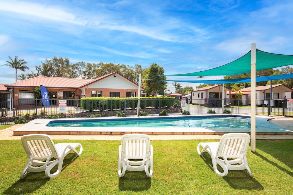 tweed heads west