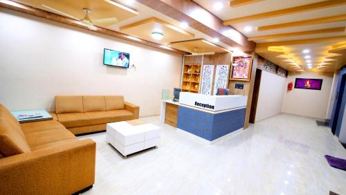 Hotel Platinum,Veraval,2 star