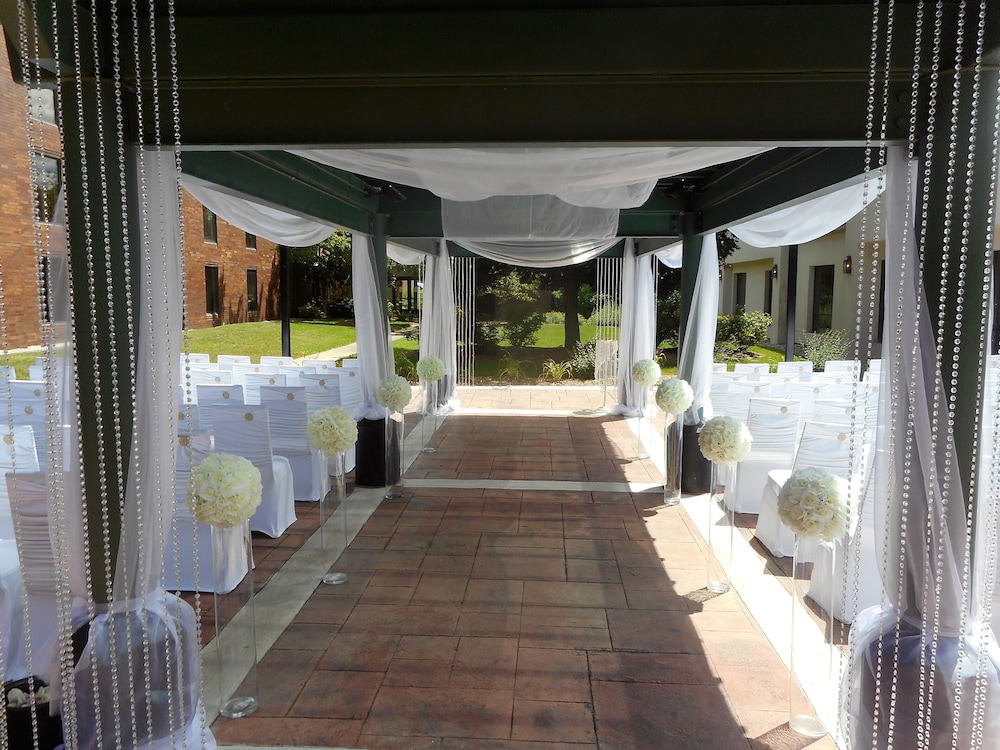 doubletree by hilton hotel grand rapids airport