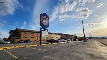 Grizzly Inn,Cascade County>>Cascade,3 star