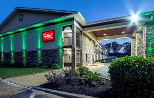 red roof inn and suites greenwood sc