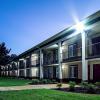 red roof inn and suites greenwood sc