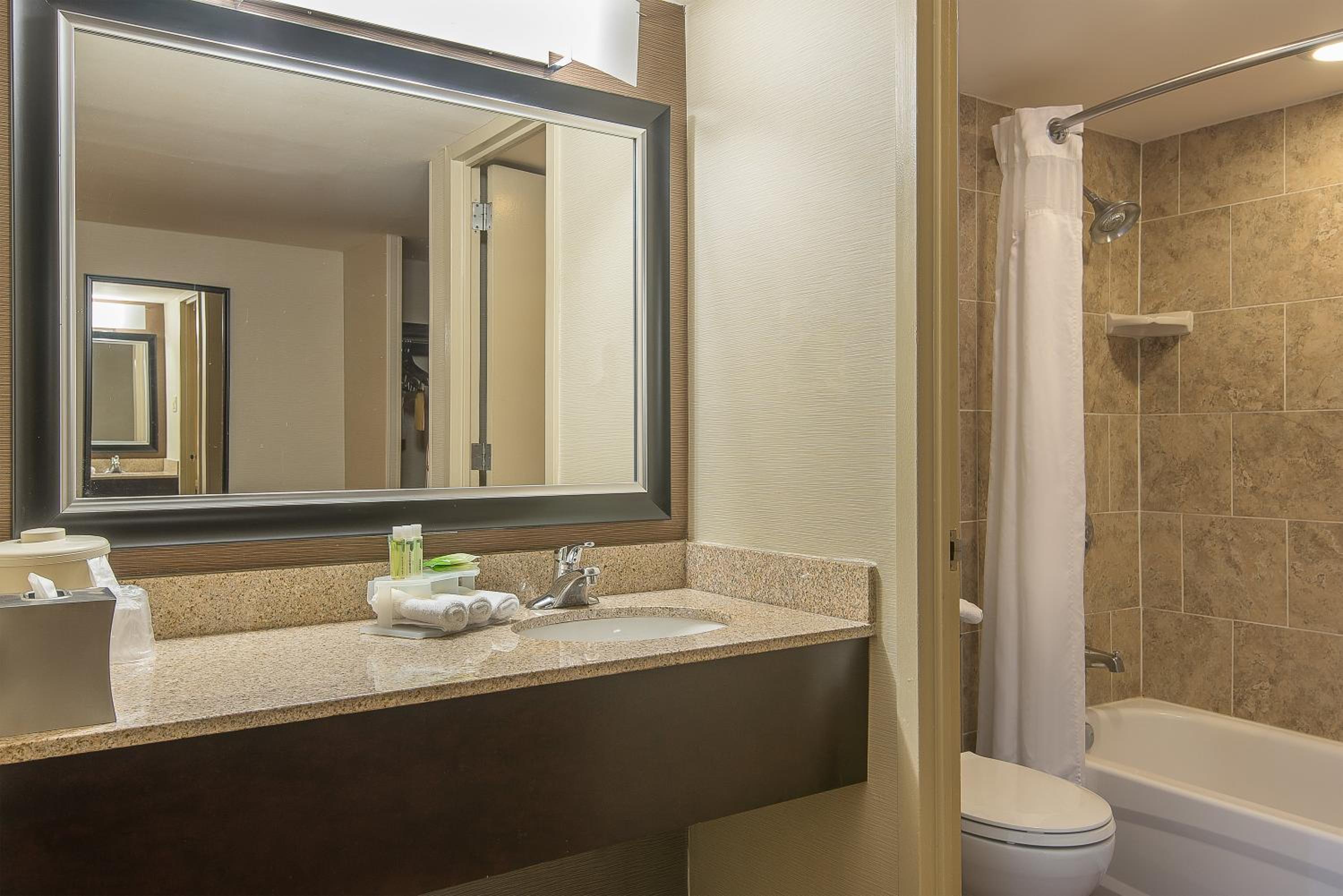 holiday inn express philadelphia midtown by ihg