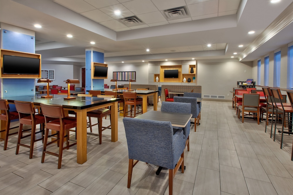 holiday inn express philadelphia midtown by ihg