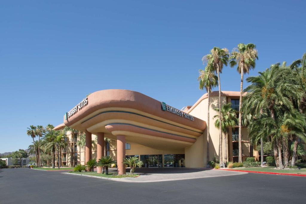 embassy suites by hilton phoenix biltmore
