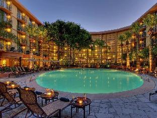 Embassy Suites By Hilton Phoenix Biltmore,Paradise Valley>>Camelback East,4 star