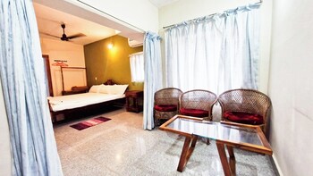 akshay beach resort