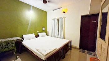 akshay beach resort