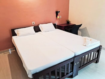 akshay beach resort