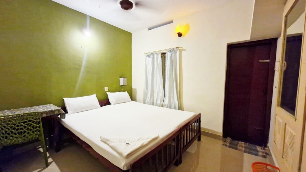 akshay beach resort