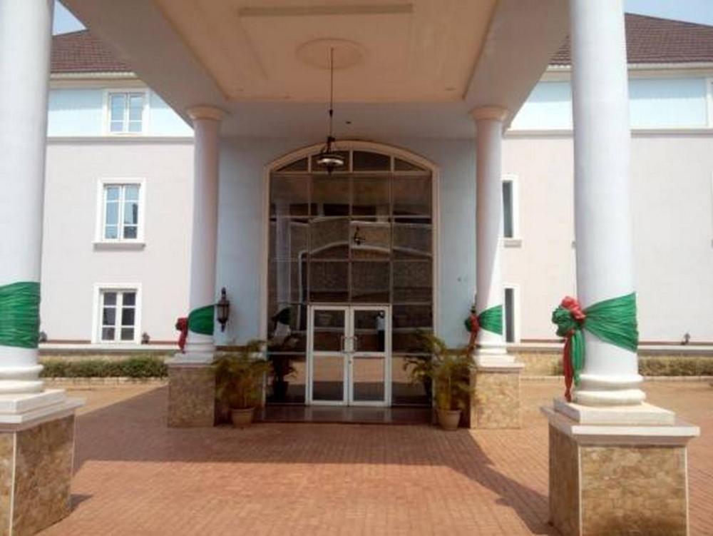 utopia suites and apartment