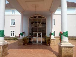 utopia suites and apartment