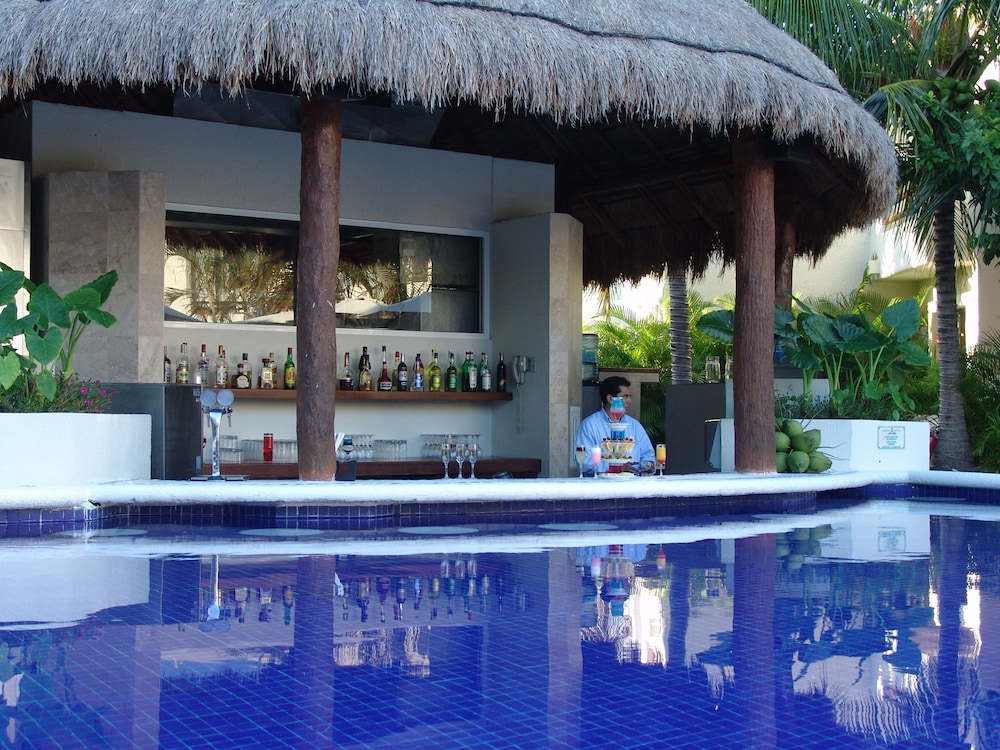 laguna suites golf and spa