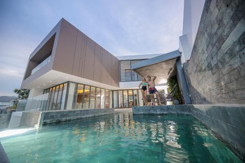 acqua villa managed by alternaty