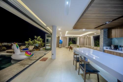 acqua villa managed by alternaty