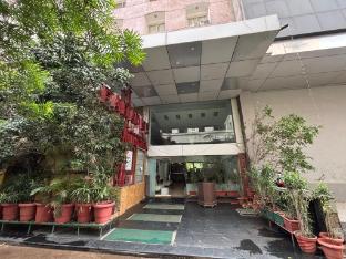 hotel paradise