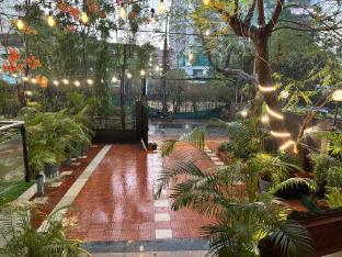 hotel paradise