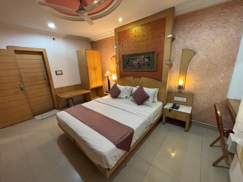 hotel paradise