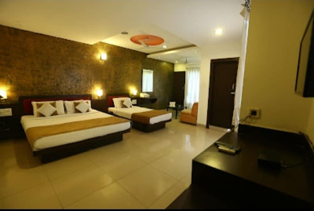 hotel paradise