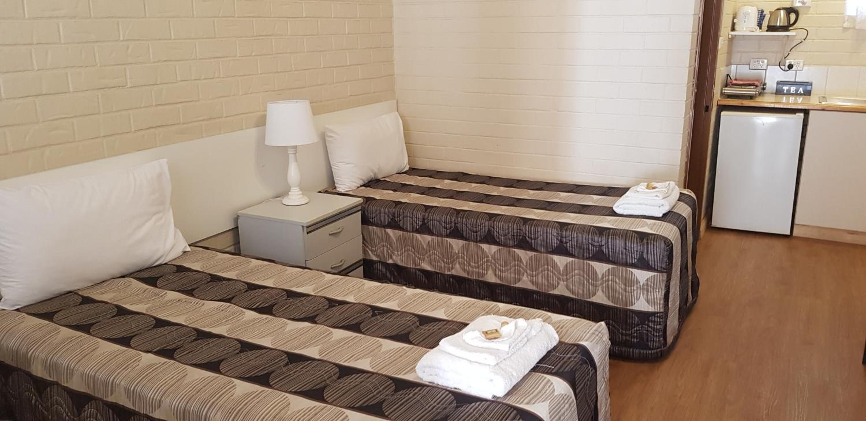 bondi motel