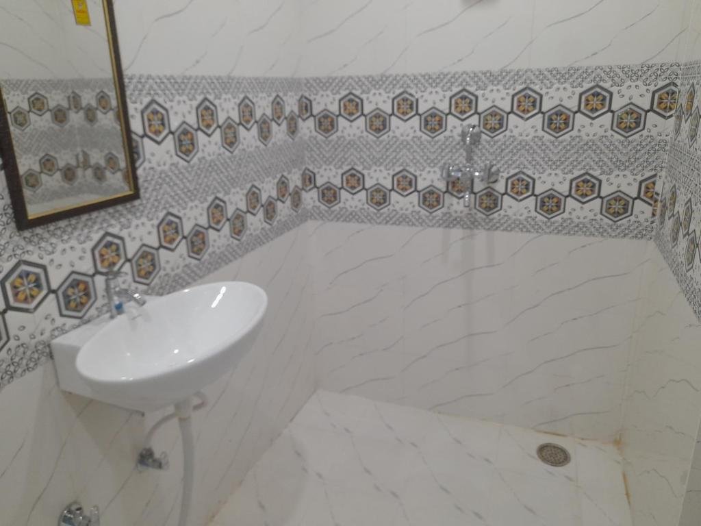 rudraksha guest house