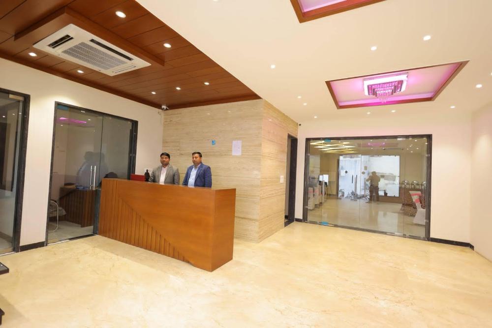 the grand tree hotel