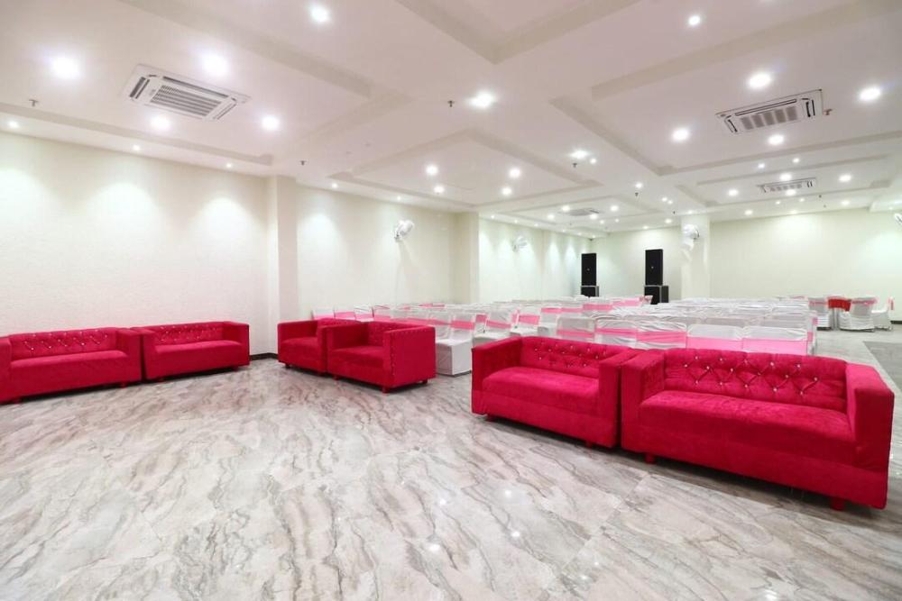 the grand tree hotel