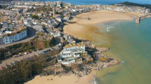 st ives