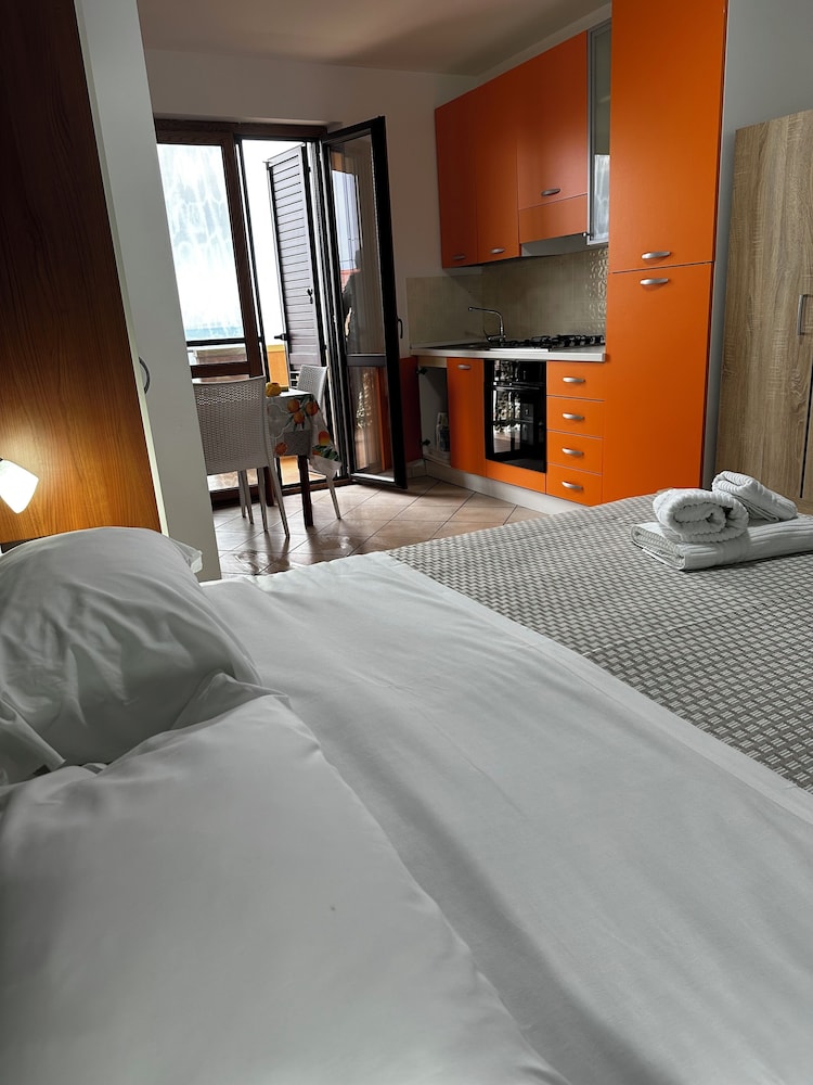 appartamenti scillapaesealbergo