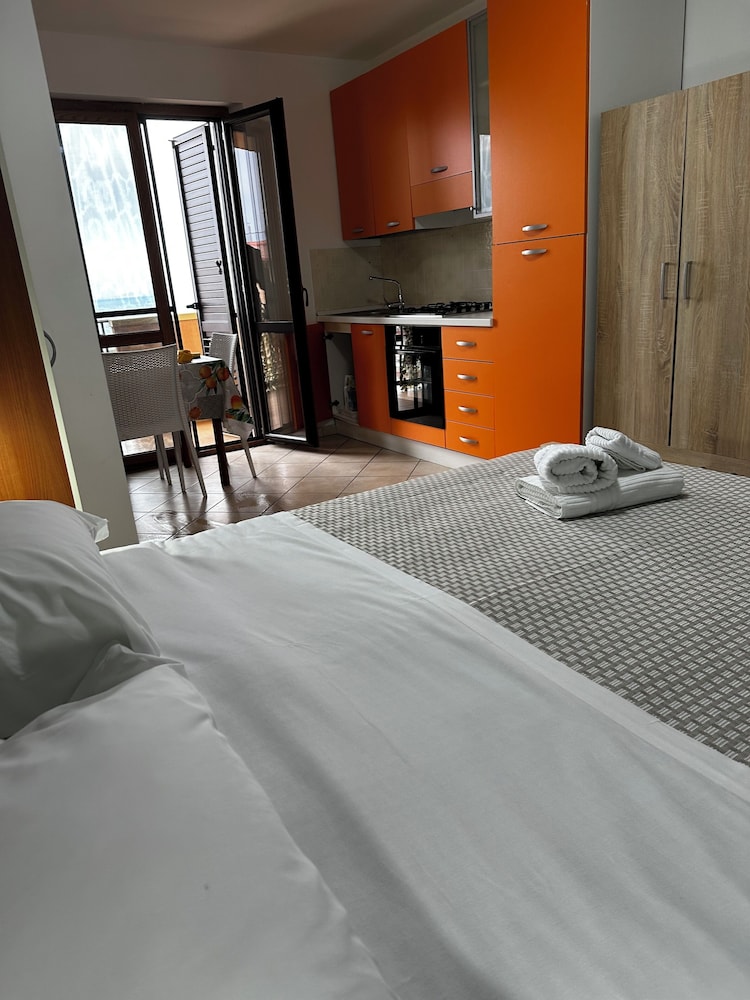 appartamenti scillapaesealbergo