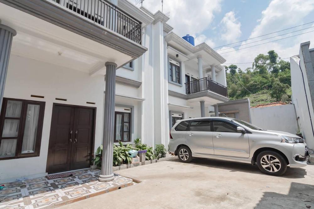 small homestay syariah sikembar ciwidey