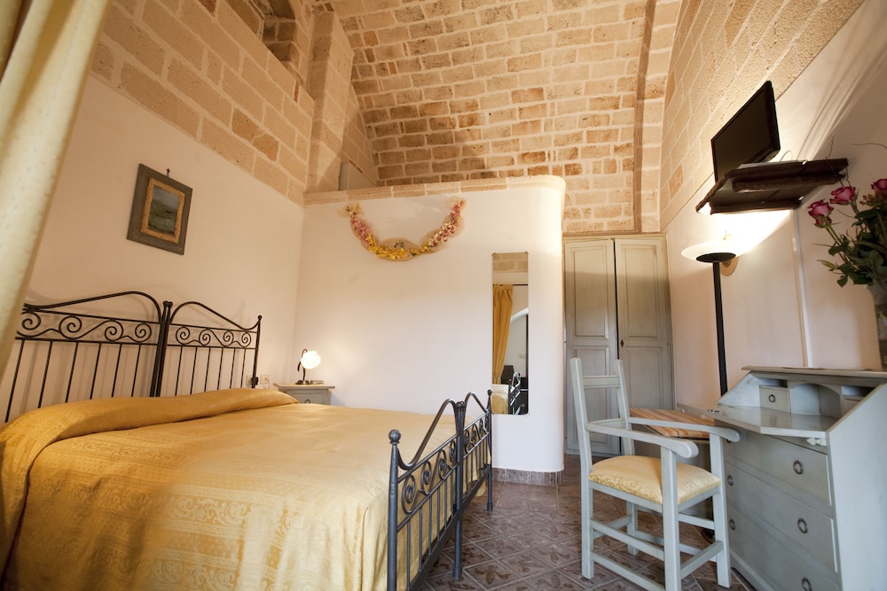 masseria bosco and masseria strazzati