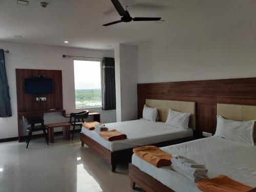 Vadpadraka Hotel And Resort, Waghodia>>Near Parul University ,3 star