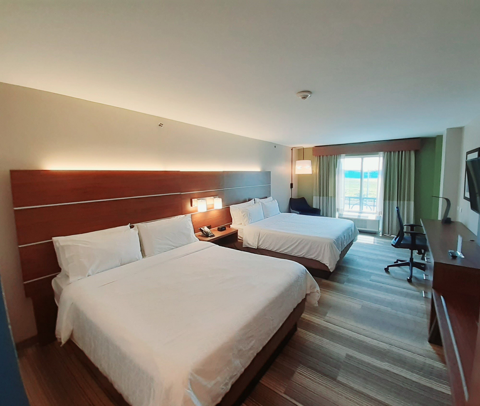 holiday inn express trincity by ihg