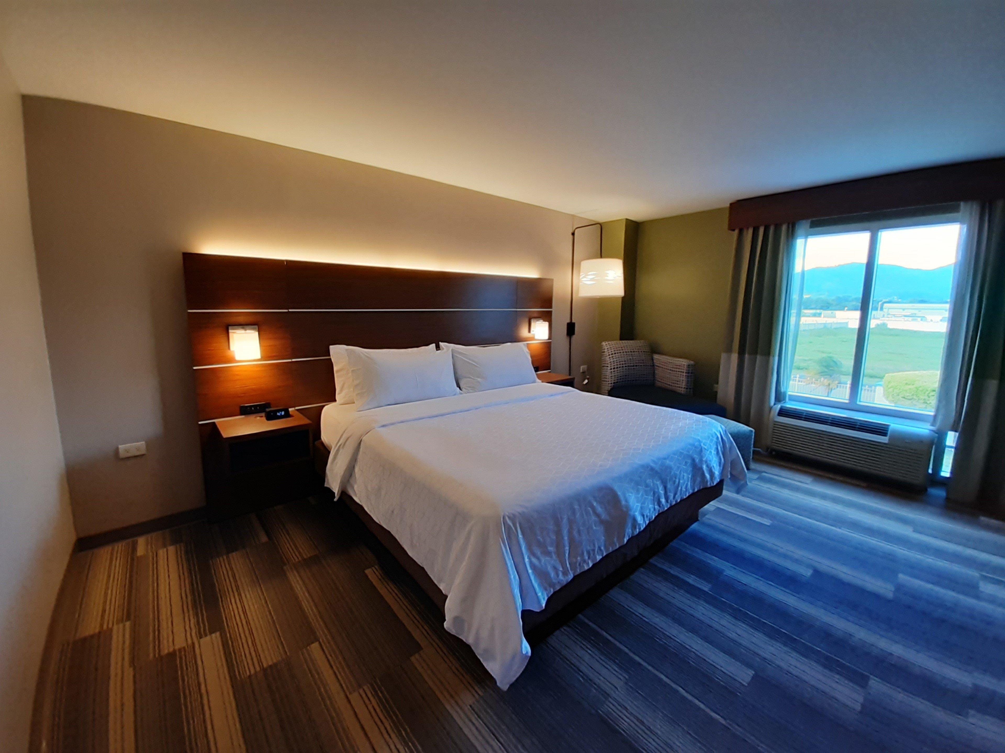 holiday inn express trincity by ihg
