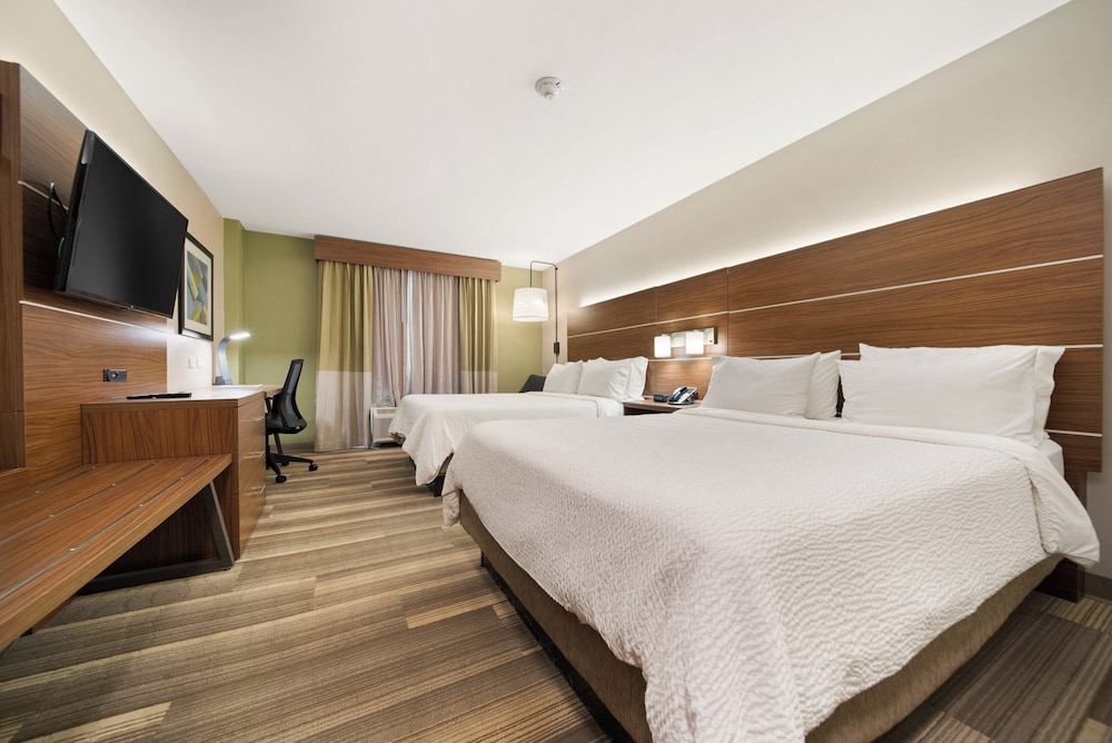 holiday inn express trincity by ihg