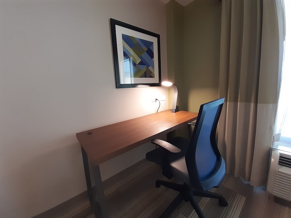 holiday inn express trincity by ihg