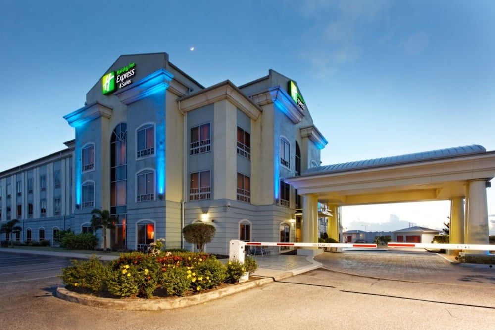 holiday inn express trincity by ihg