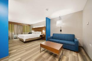 holiday inn express trincity by ihg