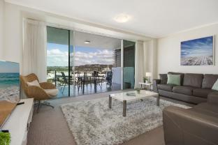m1 resort maroochydore