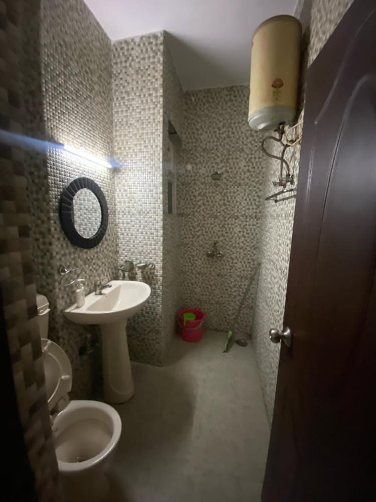 11 flowers serviced apartments