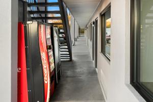 bellmawr economy inn