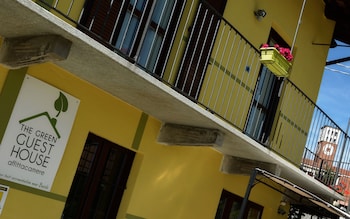 the green guesthouse