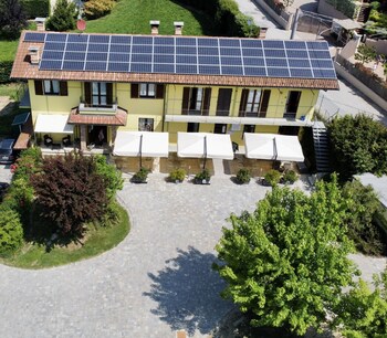 the green guesthouse