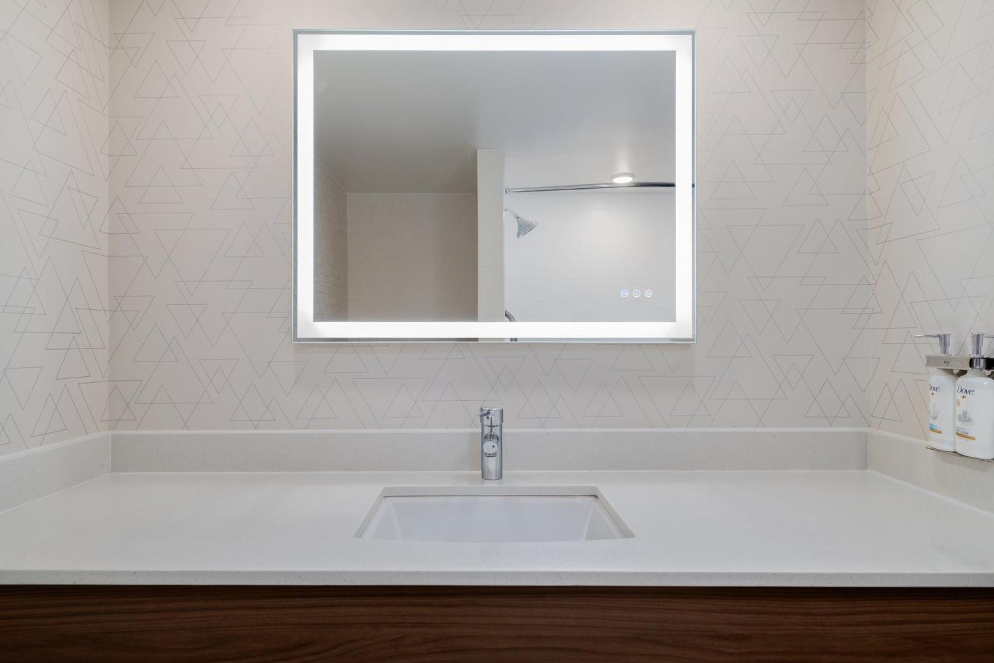 holiday inn express hotel and suites bentonville by ihg