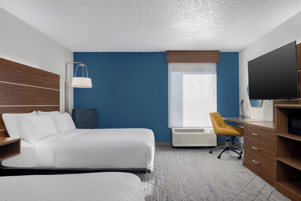 holiday inn express hotel and suites bentonville by ihg