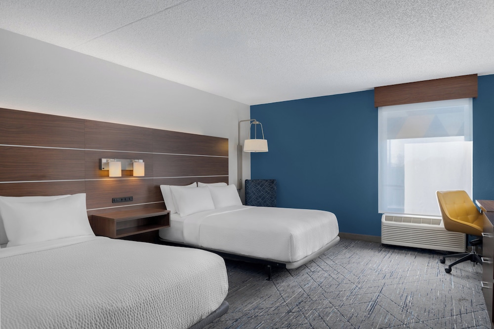 holiday inn express hotel and suites bentonville by ihg