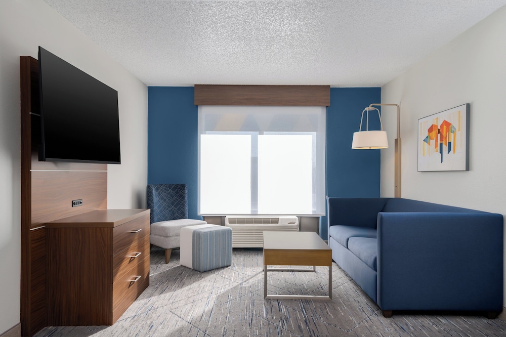 holiday inn express hotel and suites bentonville by ihg