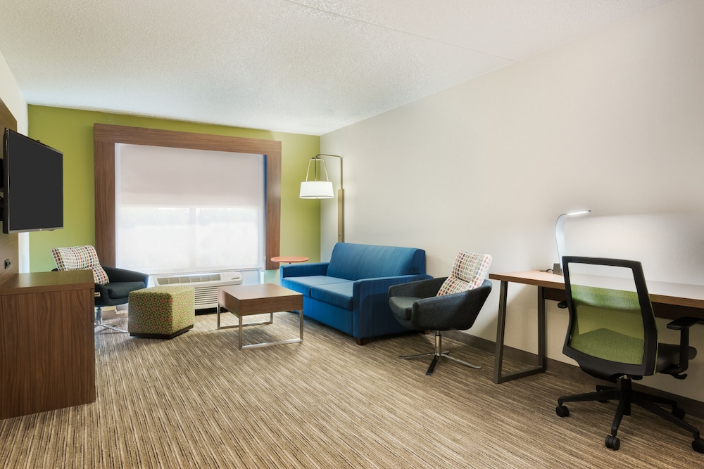holiday inn express hotel and suites bentonville by ihg