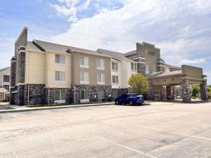 Comfort Inn & Suites,Lexington>>Berea,3 star